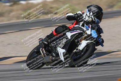 media/Oct-13-2025-Moto Forza (Mon) [[a66d839500]]/4-C Group/Session 3 (Turn 16)/